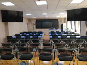 西安理工大学课桌椅图片