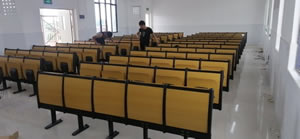 韶关乌迳镇中心小学阶梯排椅图片